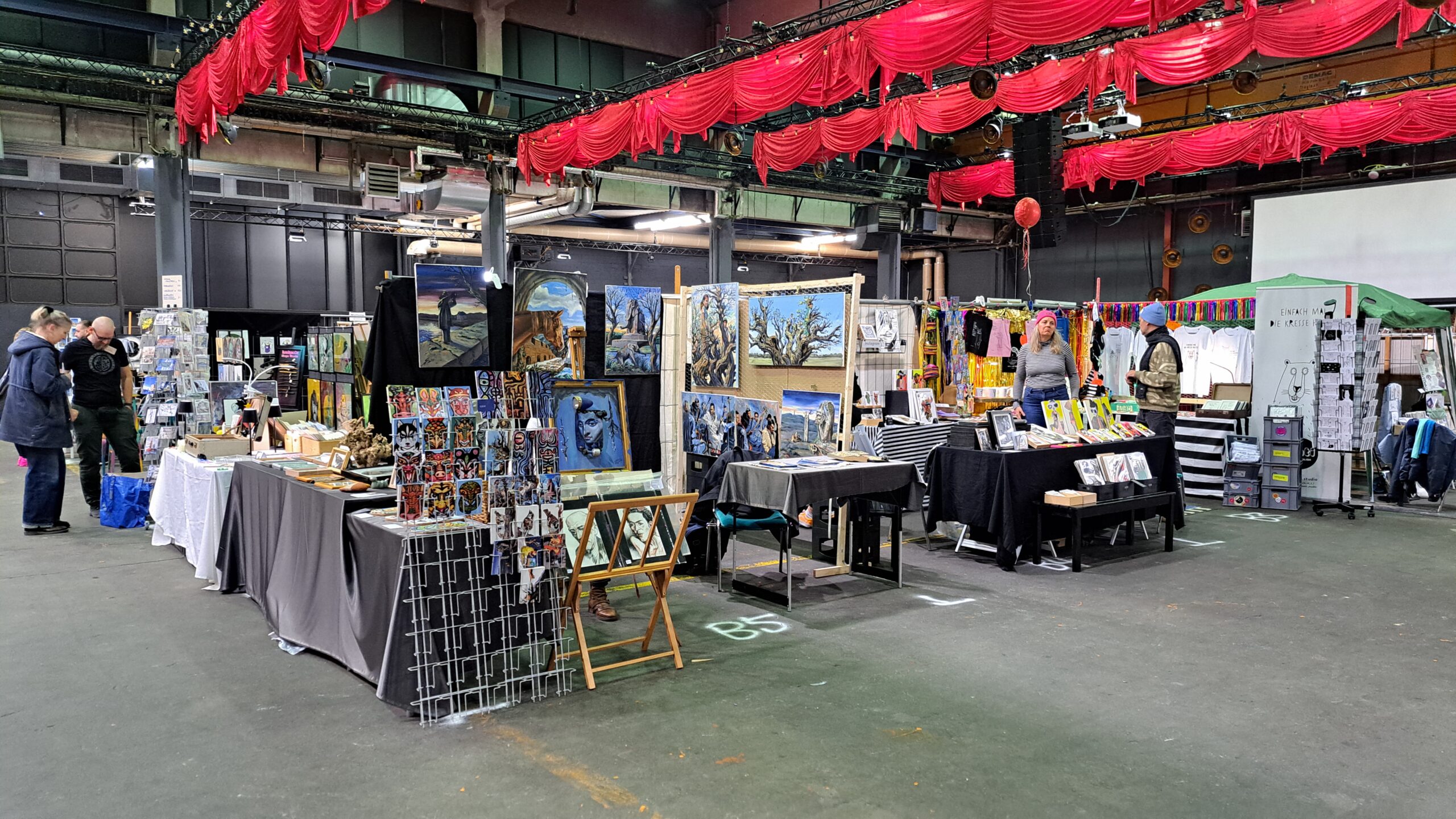 Impression vom Kunst.Markt.Walle in der Energieleitzentrale